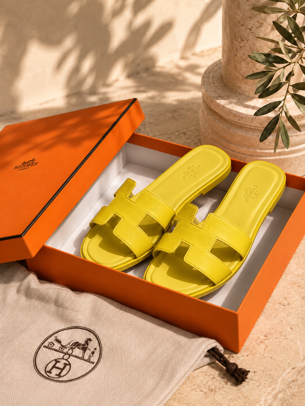 Claquettes Hermès Oran – Élégance & Confort